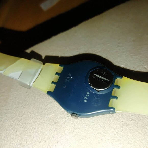 Swatch Originals Gent Blue Multicolor Abstract Design Watch READ - Picture 10 of 13